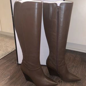 varin wedge boots